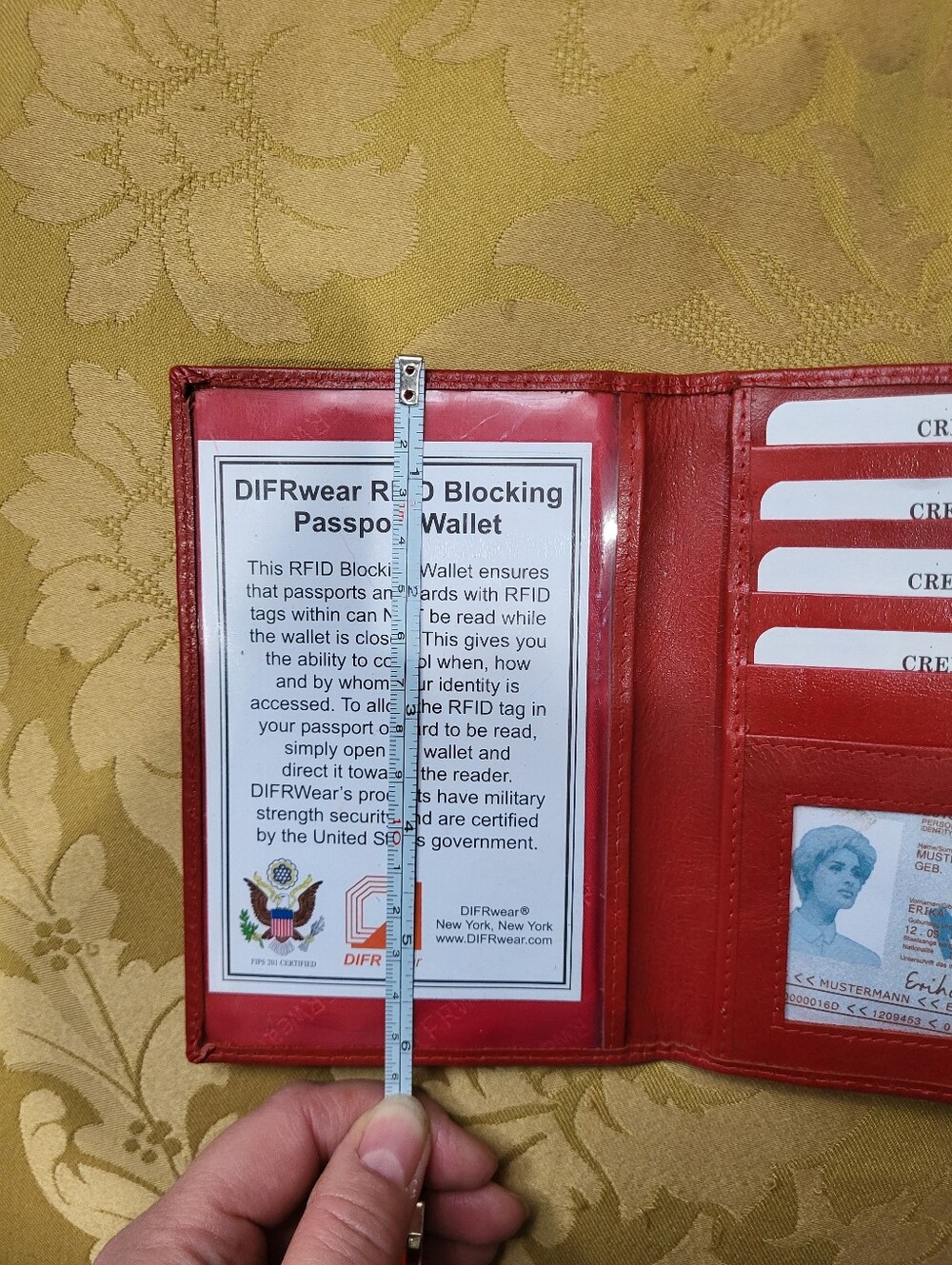 Passport Wallet RFID Blocking Bifold - Picture 4 of 5